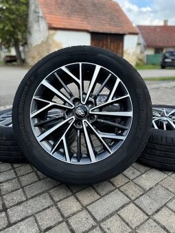 ORIGINÁL Alu Hyundai Tucson R18, 5x114.3 - TOP STAV