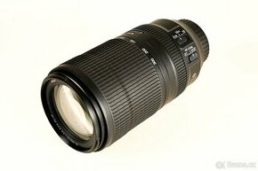 AF-P Nikkor 70-300mm  f4.5-5.6 E ED VR - 1