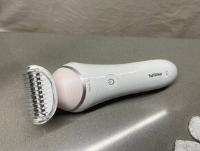 Nový dámský holící strojek Philips SatinShave Series 8000