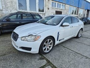 Jaguár XF 3.0 TDV6 vada motoru