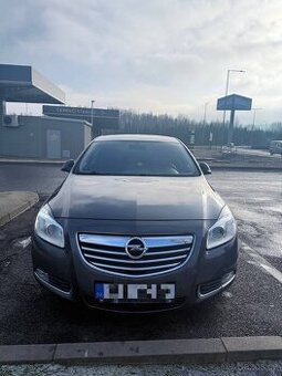 Opel Insignia 2012 2.0 disel 119 kW