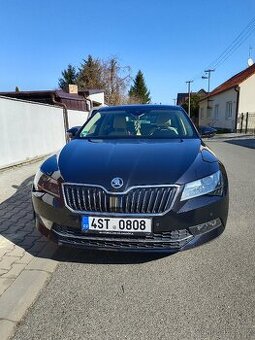 Škoda Superb 110kW DSG CANTON Navigace