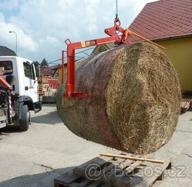 kleště na balíky sena