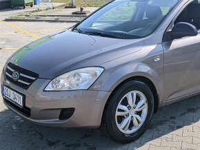 NOVA STK  Kia Ceed  1.4  LPG 80 KW r.v 2009 NOVA STK