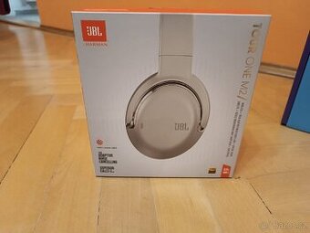 JBL tour one M2