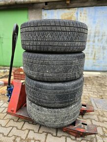 Zimní pneu 265/45 r20