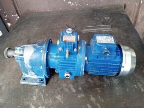 Elektromotor 180 W s převodovkou a variátorem 4,1 - 21 ot - 1