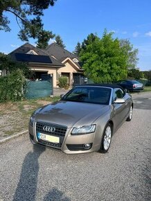 Audi A5 cabrio,zlatá metaliza