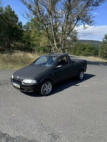 Fiat Strada pickup 1.2 54kw