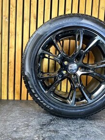 Alu kola 5x127 r20 s pneu (hran)