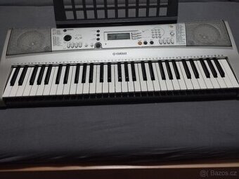 Klávesy Yamaha PSR-E313