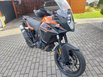 KTM 1090 Adventure m.2018 jen 38000km