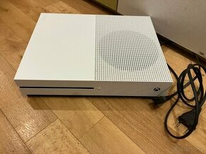 Xbox One S model 1681 - 1