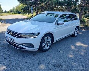 VW PASSAT combi 2.0TDi,150 PS, DSG, ELEGANCE, DPH