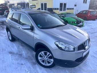 Nissan Qashqai 1.6 86KW,7MÍST,NAVI,PANORAMA