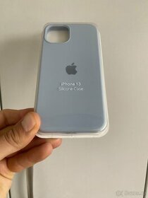 Světle modrý kryt na Iphone 13