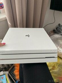 PS4 PRO 1TB white edice