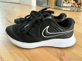 Tenisky Nike Star Runner černé vel. 32