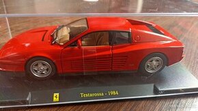 Ferrari Testarossa 1:24 model - 1