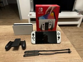 Nintendo switch oled a příslušenství - 1