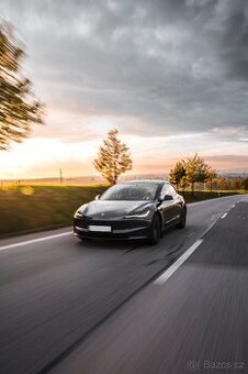 Tesla Model 3 Long Range Highland