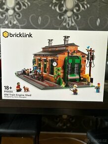 Lego Bricklink 910033 Old train Engine Shed