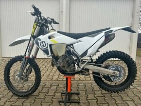 Husqvarna FE 250 - 1