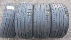 Letní pneu 275/40/19 Michelin - 1