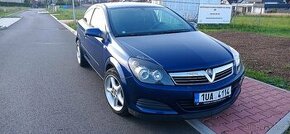 Opel Astra GTC - 1