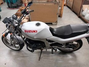 Suzuki GS 500 E