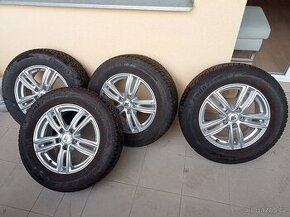 Prodám sadu zimních kol 215/65R16 Nissan Qashqai