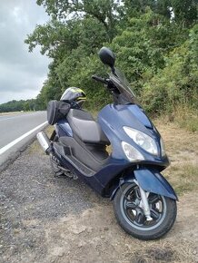 Yamaha 125E Majesty SE06 2008