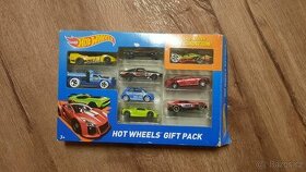 HW HOT WHEELS AUTO 9 ks