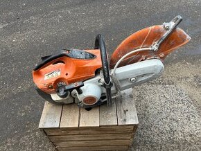 Stihl TS500i, pila na beton