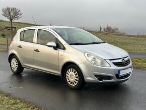 Opel Corsa D 1.2 16V - NÍZKÝ NÁJEZD