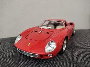 Ferrari 250 Le Mans 1965  1:18 Burago