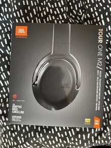 JBL Tour one M2