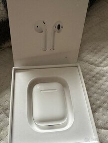 AirPods 1 generace