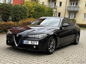 Alfa Romeo Giulia 2.2 JTDM Kůže Automat Navi Adapt. Tempomat