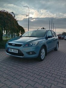 Ford focus II 1.6 benzin 74kw titanium