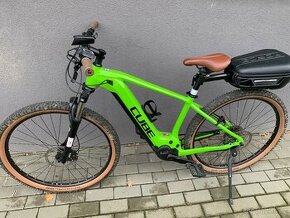 Prodám Elekrokolo Cube,Nove590km,Bosch,29kola - 1