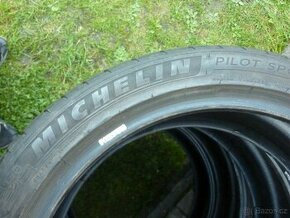 4x 225/45ZR19 MICHELIN PILOT SPORT S4 - 1