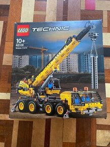 Lego technic 42108 Mobile Crane,