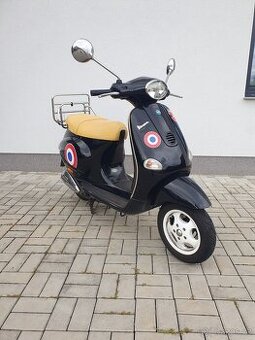 Vespa et4 150