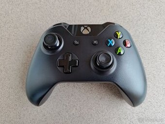 bezdrátový ovladač Xbox one - 1