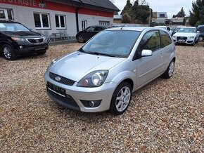 Ford Fiesta 1.4i 59KW ST-Line Klima Servisní kniha