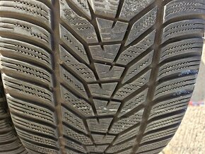 275/35R19 100V XL W330 Winter icept evo3 HANKOOK