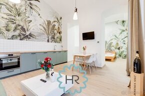 Prodej unikátního ateliéru 2+kk, 57 m2 - Praha - Karlín