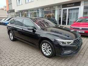 VW Passat B8 2.0TDI 110kW DSG Matrix Virtual ACC ERGO DAB