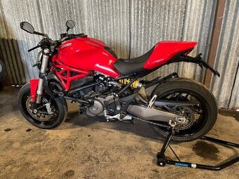 Ducati Monster 821